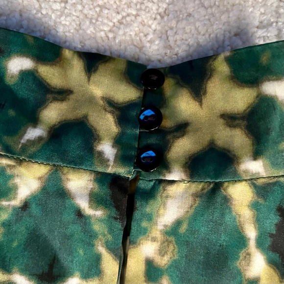 Lafayette 148 sleeveless silk green and yellow print top - Picture 4 of 6